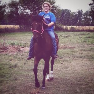 Meet your Posher, Haylee